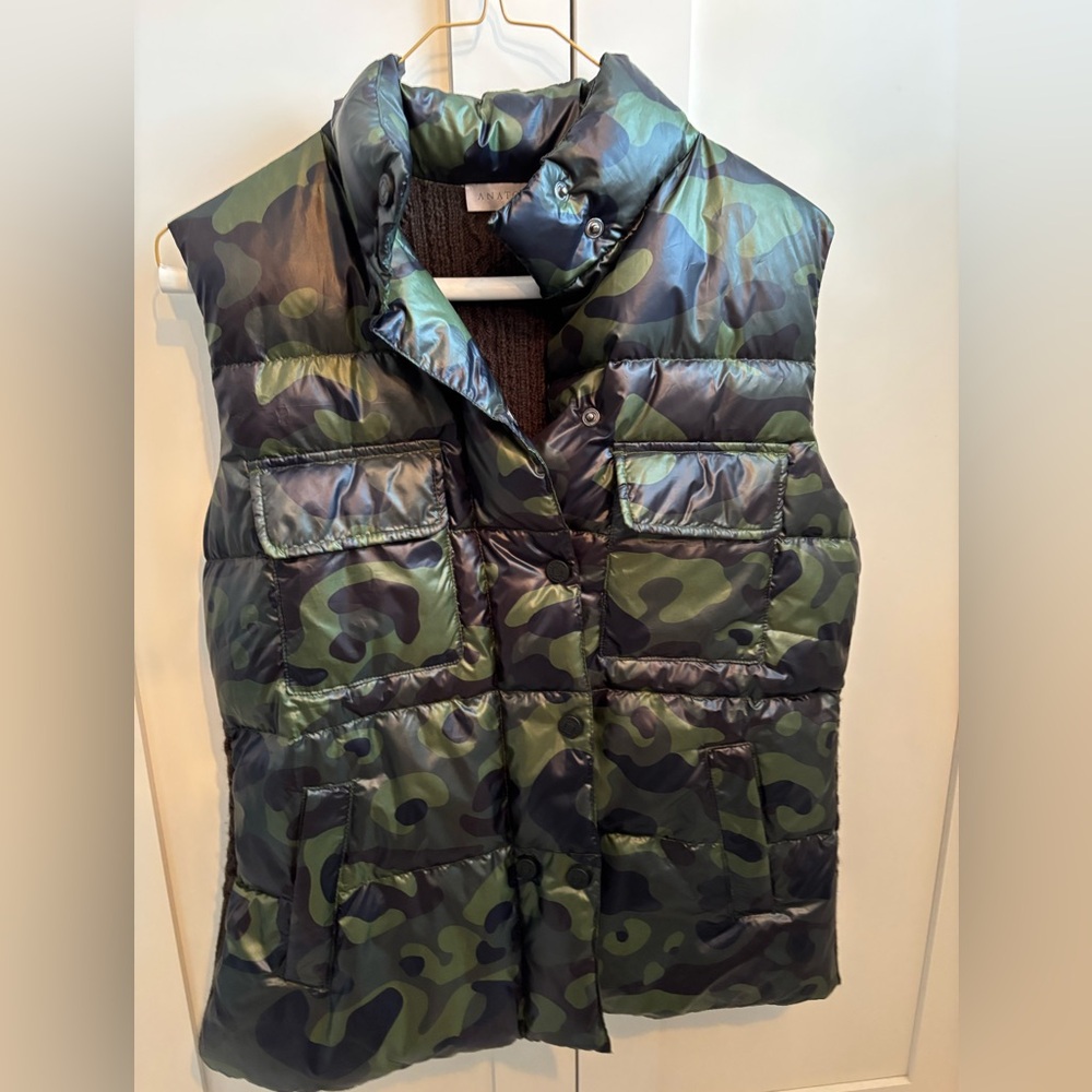 Anatomie Vest Size M